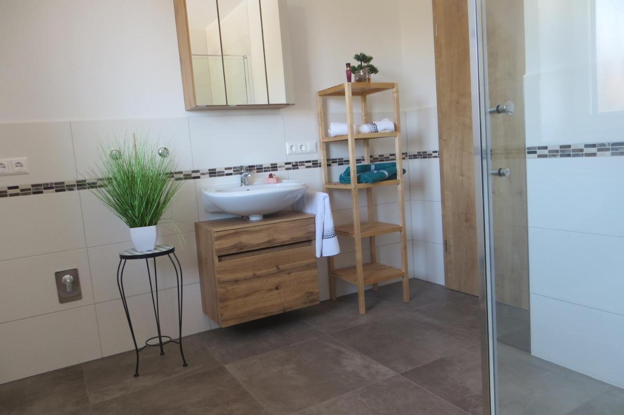 Apartamento Ponyhof Adam Urlaub Auf Dem Bauernhof Eschlkam Exterior foto